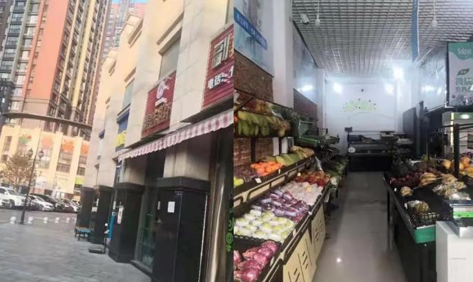 安宁金色理想小区8栋旺铺转让