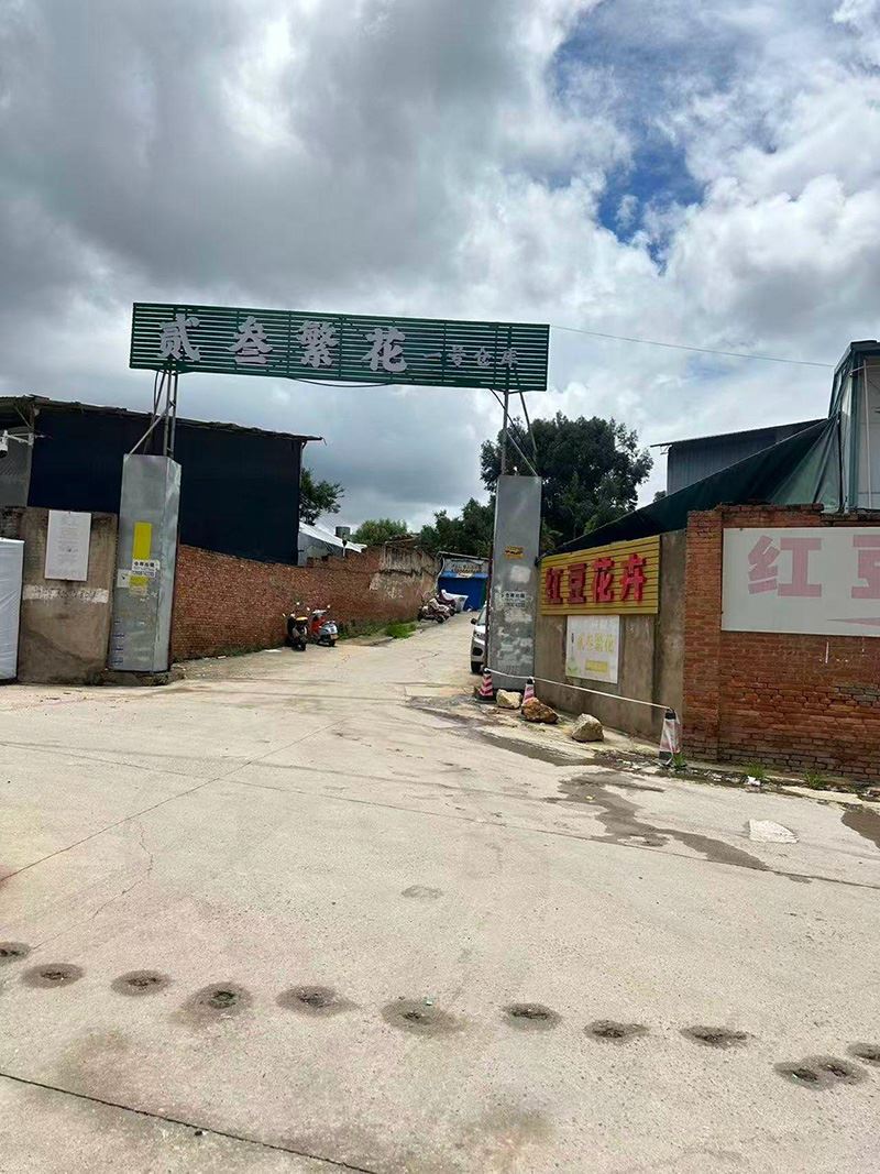 呈贡区朝文街砺锋路口，4000㎡钢结构厂房对外出租