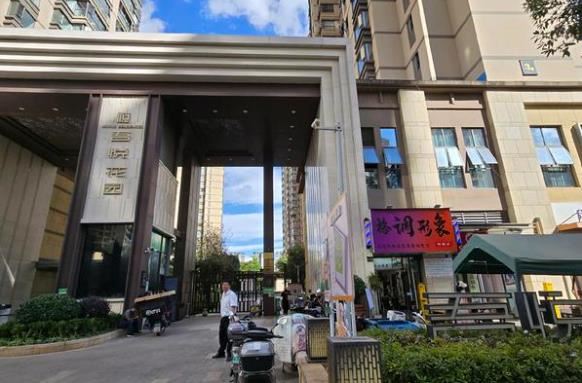 临街美发店优价出租