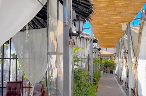 市中心花园餐厅整体转让