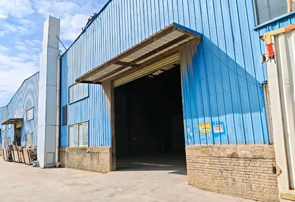 杨林镇2000㎡厂房仓库出租(房东直租·证件齐全)